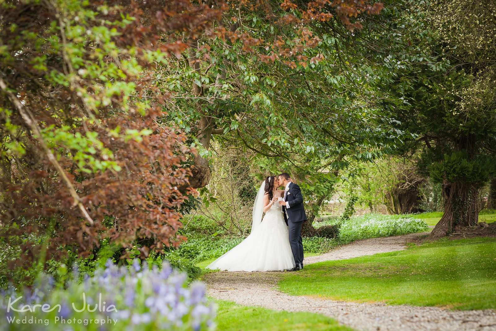 Mitton Hall mint green and silver wedding