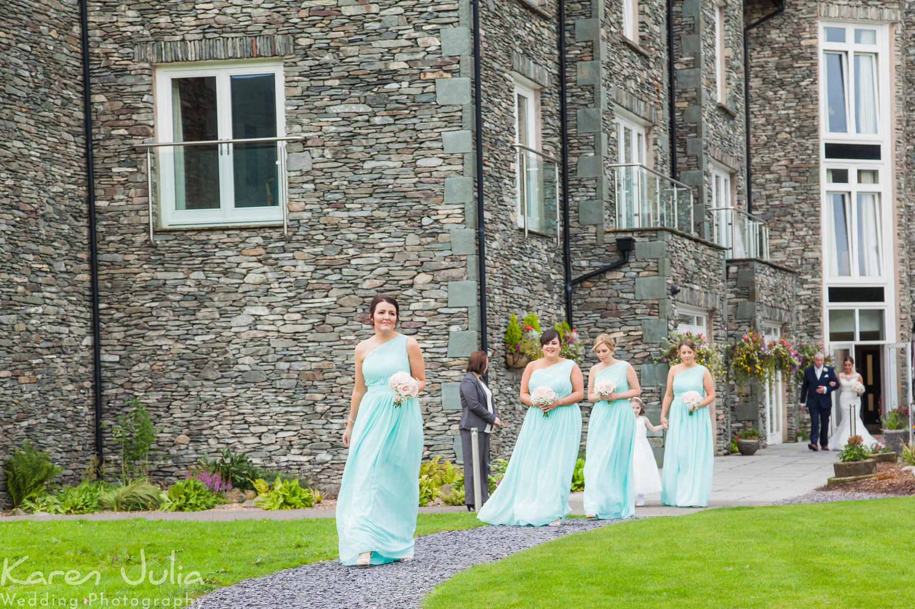bridesmaids arriving at Daffodil Hotel & Spa Wedding ceremony