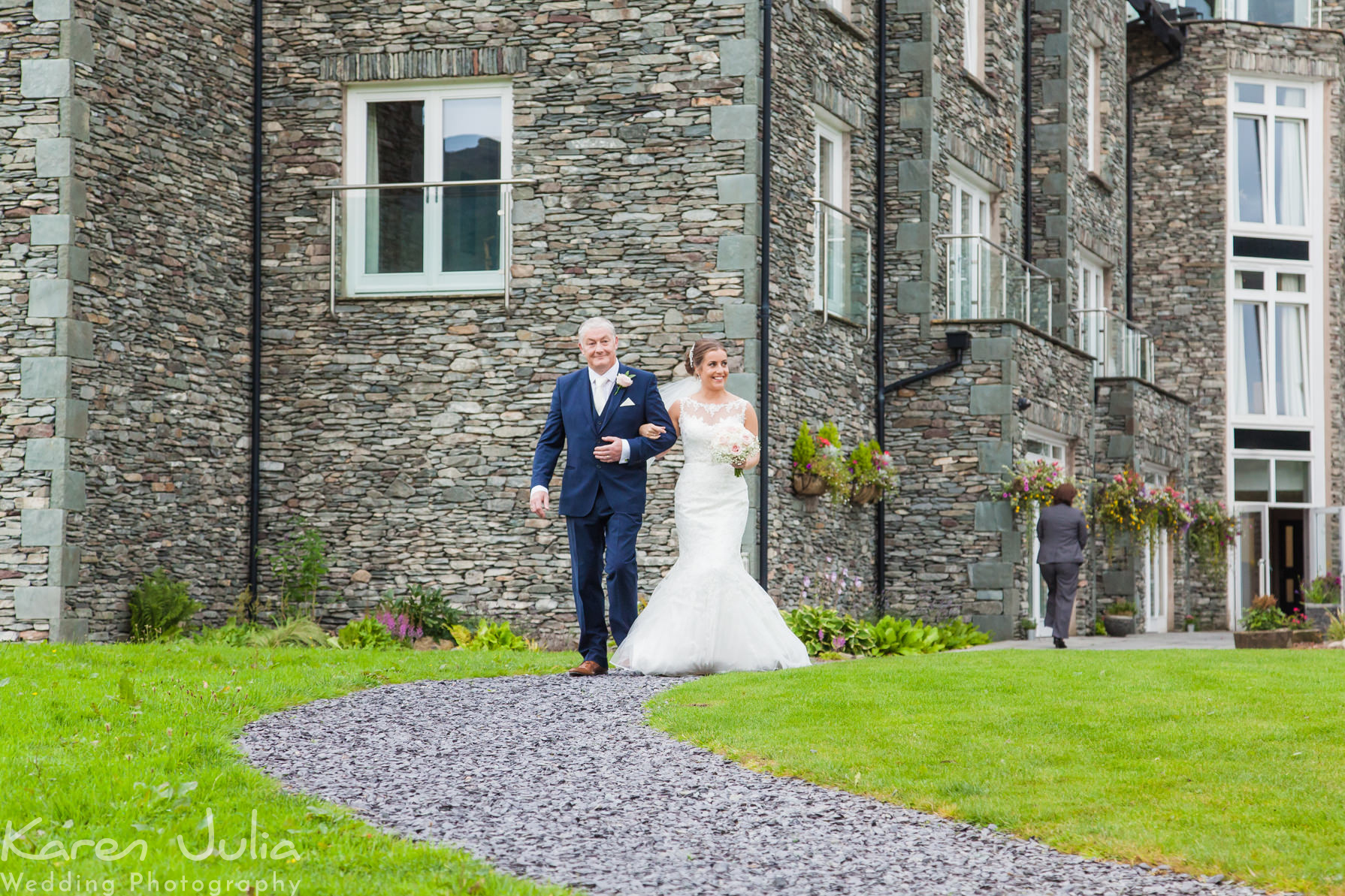 bride and dad arrive at Daffodil Hotel & Spa Wedding ceremony