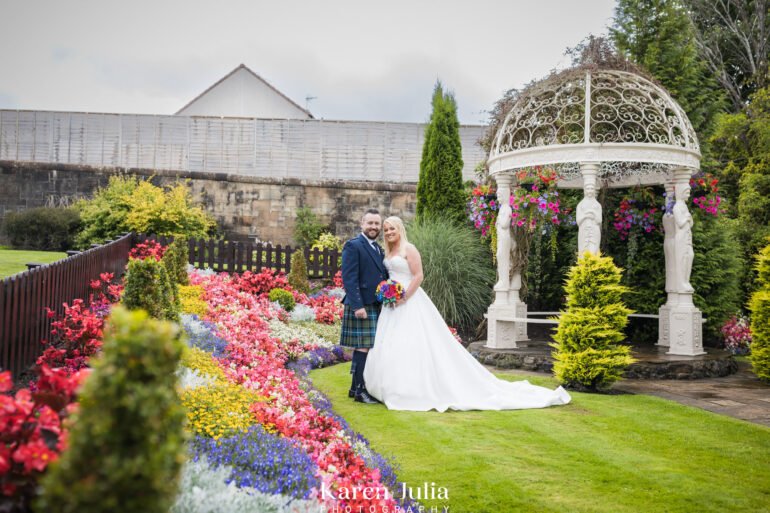 bride and groom portrait during their Lynnhurst Hotel Wedding Photography