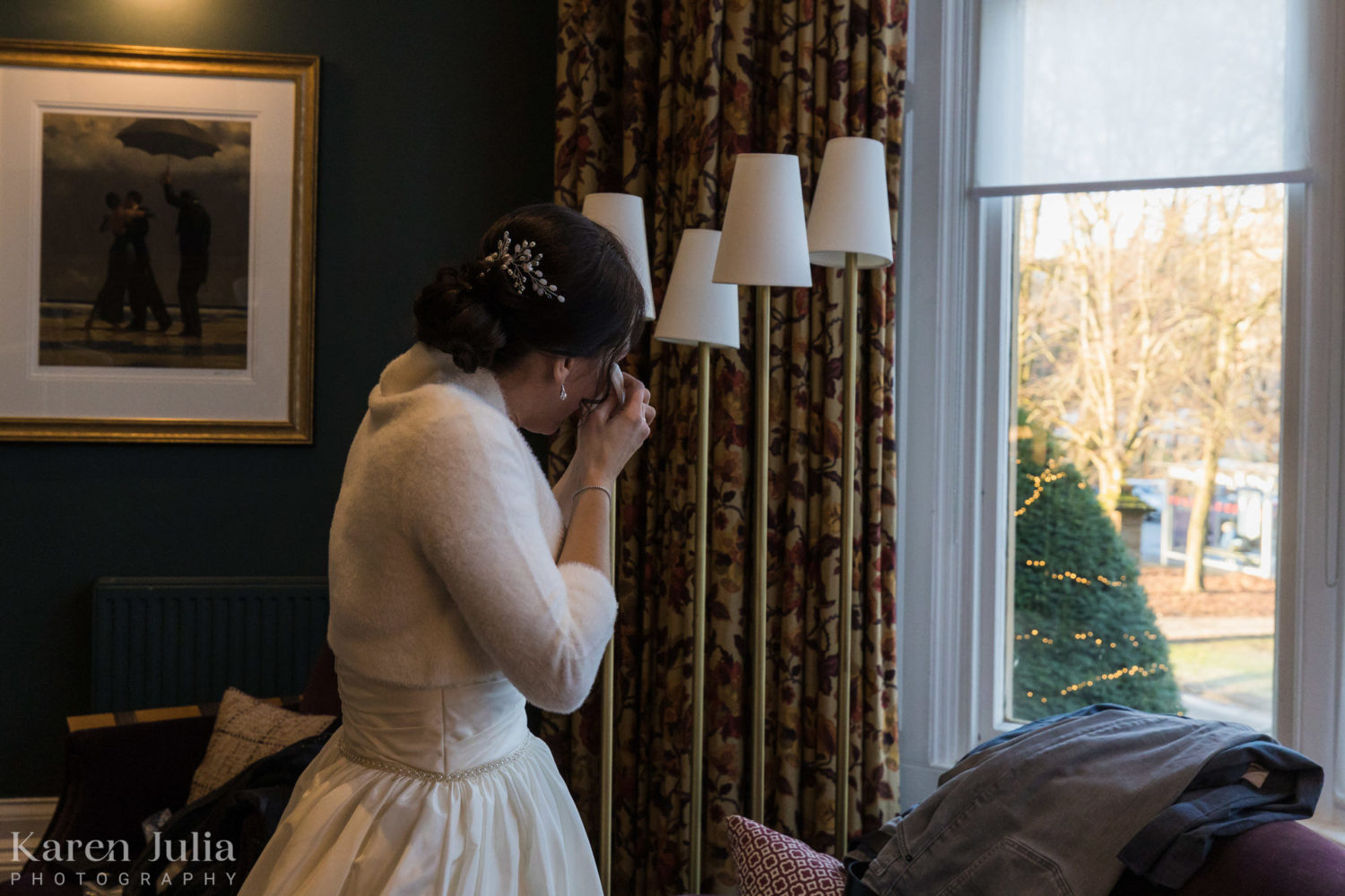bride hears piper play her favourite song outside